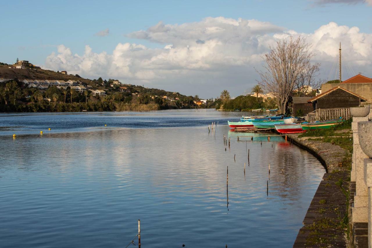 Case Panoramiche Sul Lago Messina Exterior foto